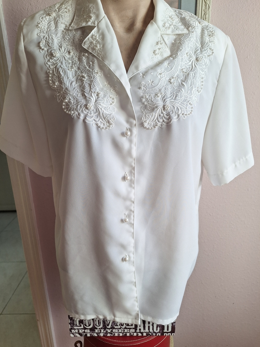 White Lace-Collar Short Sleeve Blouse